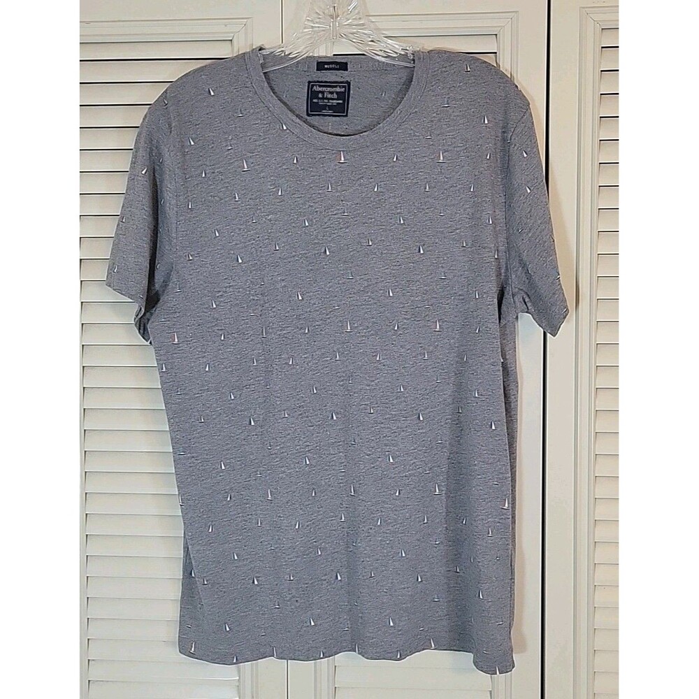 Abercrombie & Fitch Co. Men’s Large Muscle Fit Sailboats Graphic Gray Shirt EUC